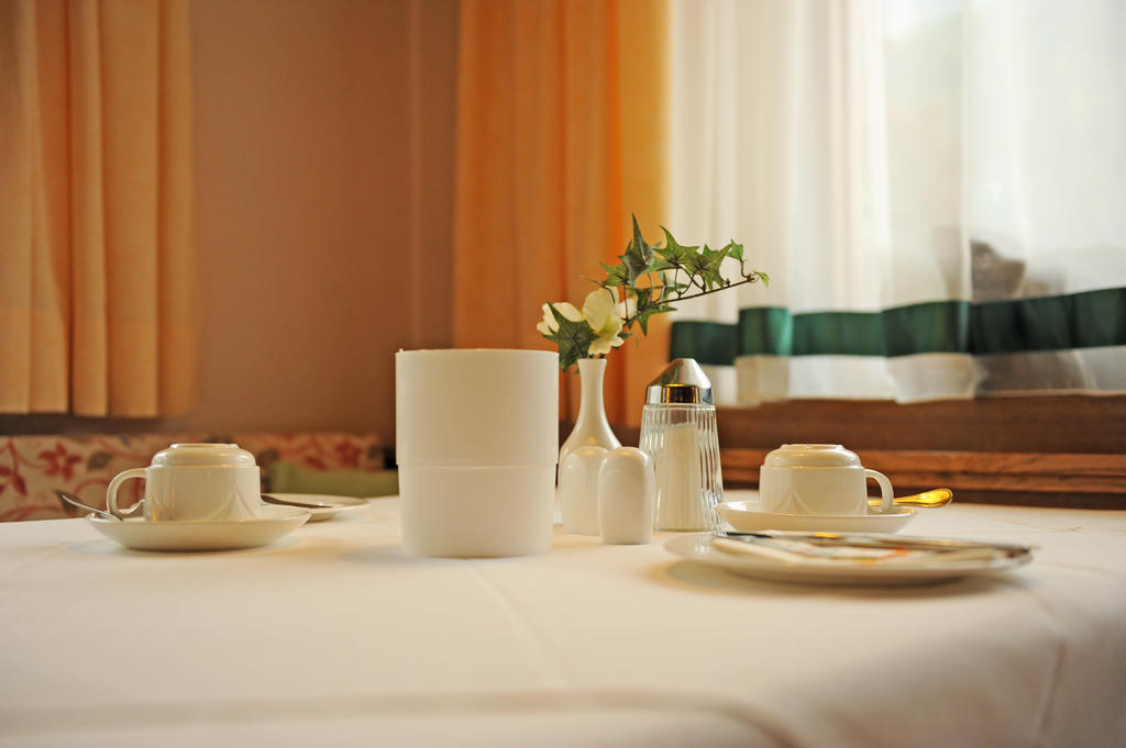 Pension Olympia Oetz Habitación foto